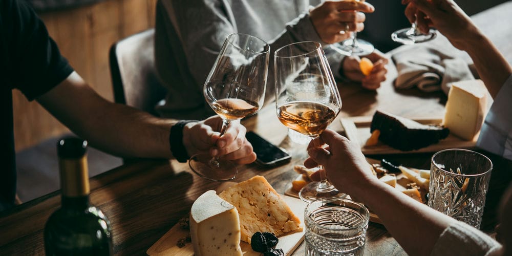 images/blog/images/Greek food guide/Wine-Routes-in-Greece/wine-route-in-greece-intro.jpg